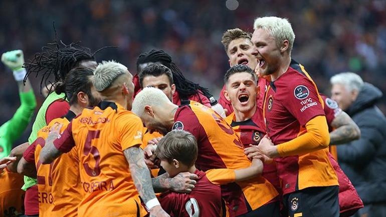 Galatasaraydan görülmemiş istatistik Başakşehir bir ilki yaşadı
