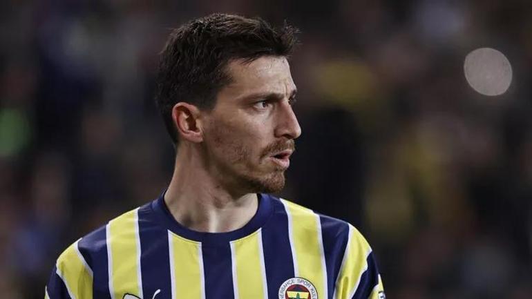 Fenerbahçede beklenmedik ayrılık Mert Hakan Yandaşın yeni takımı belli oluyor