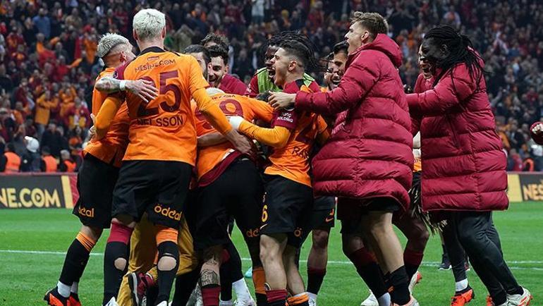 Galatasarayda ilk ayrılık kapıda 15 milyon Euro resmi teklif geldi ama...