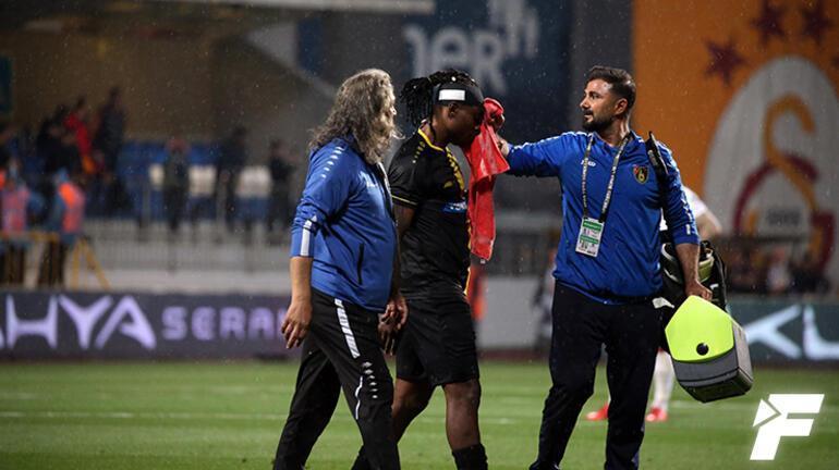 İstanbulspor-Galatasaray maçında korkutan anlar Kanlar içerisinde kaldı...