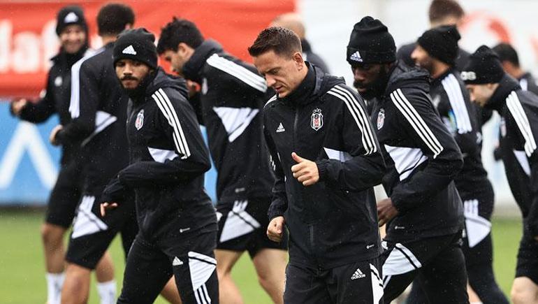 Beşiktaşta üç yıllık imza Yıldız oyuncu takımda kalıyor