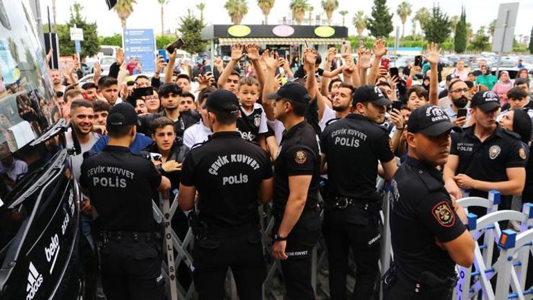 Beşiktaş kafilesi Adanada