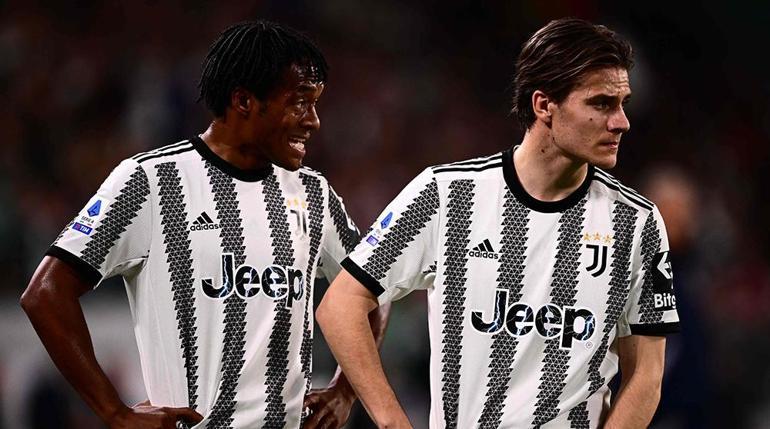 Juventus için yeni ceza kararı 10 puanları silindi