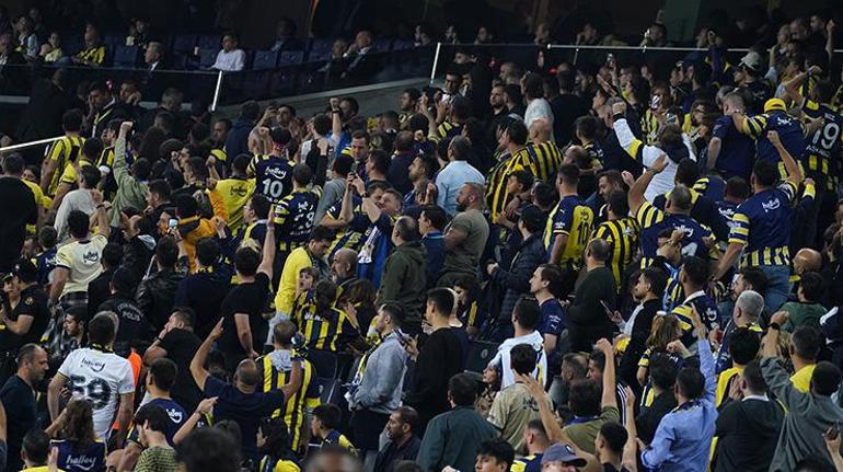 Galatasaray şampiyon oldu, Fenerbahçe tribünleri Ali Koça bayrak açtı Aziz Yıldırım sesleri...