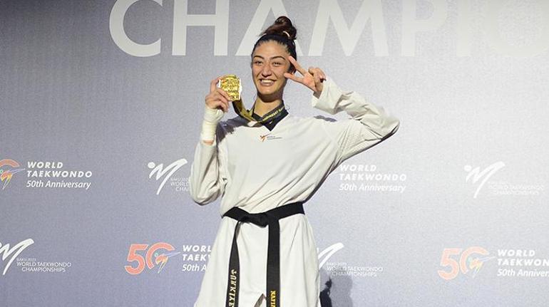 26. Dünya Tekvando Şampiyonası’nda Hakan Reçber ve Nafia Kuş’tan çifte altın madalya