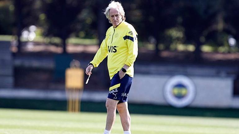 Jorge Jesus, futbolcularına 12. adamı işaret etti
