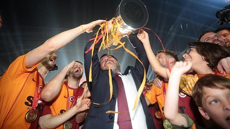 Erden Timurdan Galatasaray taraftarına transfer müjdesi