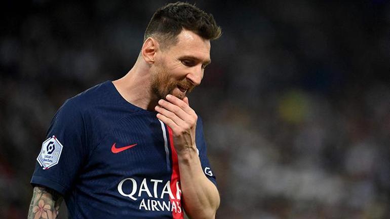 Messi resmen İnter Miamiye transfer oldu Yıldız futbolcudan Barcelona açıklaması