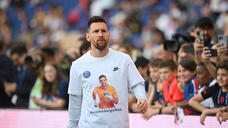 Messi resmen İnter Miamiye transfer oldu Yıldız futbolcudan Barcelona açıklaması