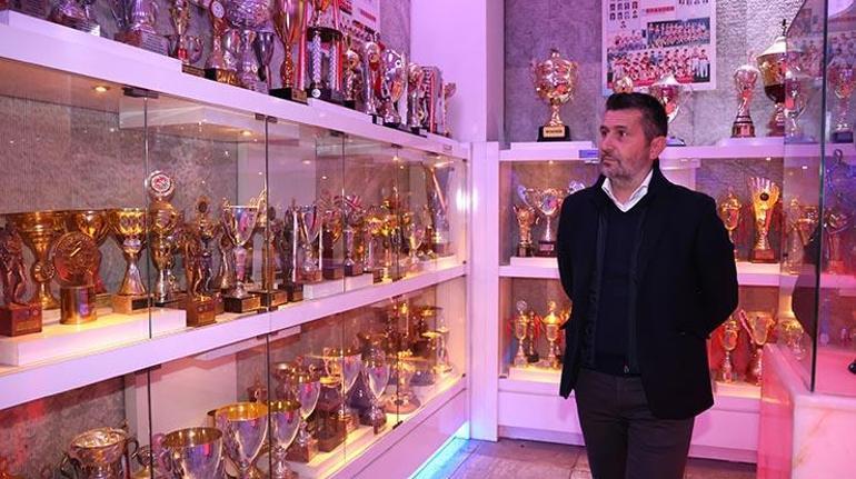 Trabzonsporun hocası Nenad Bjelica korkum yok dedi, transfer müjdesini verdi
