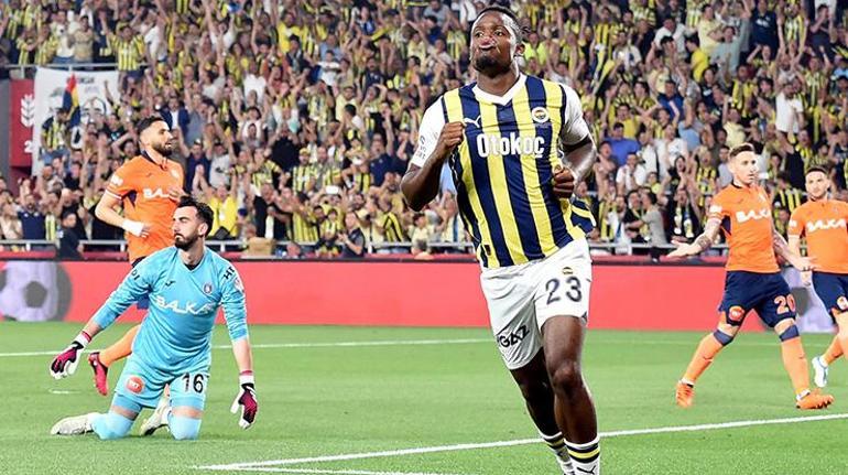 Fenerbahçede Michy Batshuayiden tarihi gol