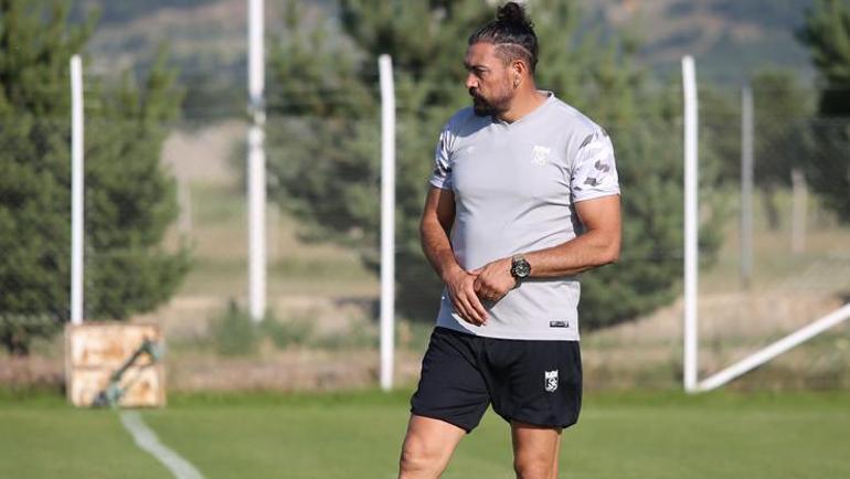 Sivassporda Servet Çetin, Dimitris Pelkası açıkladı Transfer edecekler mi