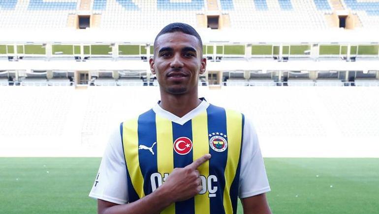 Fenerbahçede yeni transferler sahneye çıkıyor İsmail Kartal kararını verdi