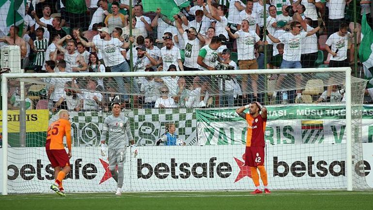 Galatasaray, 90+1de yıkıldı (ÖZET) Zalgiris Vilnius-Galatasaray Şampiyonlar Ligi maçı sonucu: 2-2
