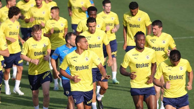 Fenerbahçede beklenen ayrılık Resmi temaslar başladı