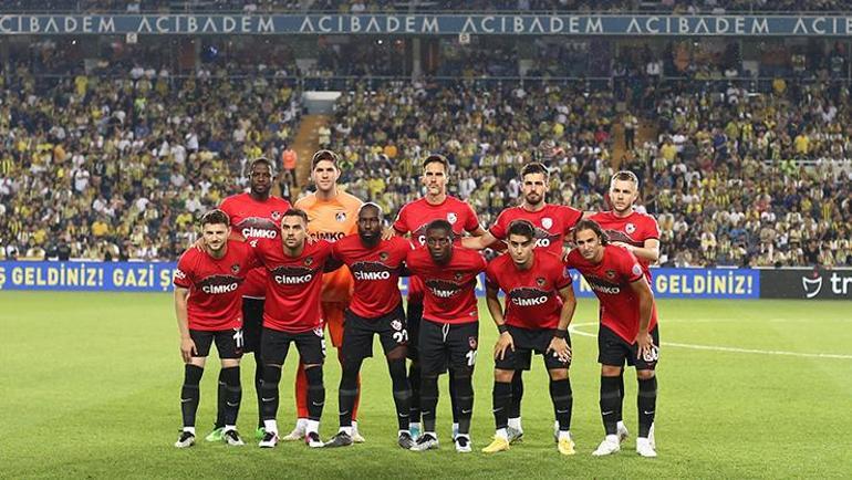 Fenerbahçenin yeni transferleri Fred ve Cengiz Ündere Kadıköyde yoğun ilgi