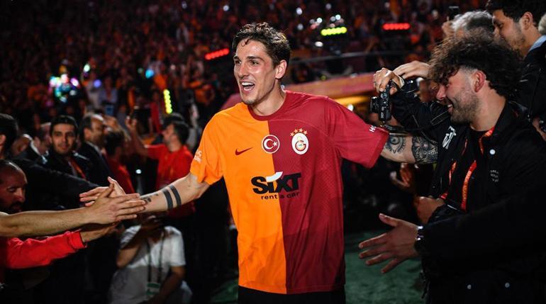 Galatasarayda Erden Timurdan Ziyech ve stoper müjdesi Nicolas Dominguez, Guendouzi, Sergio Ramos isimlerine de değindi...
