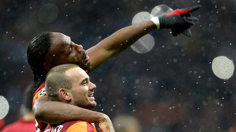 Galatasaray açıklaması: Manchester United işleri bozdu