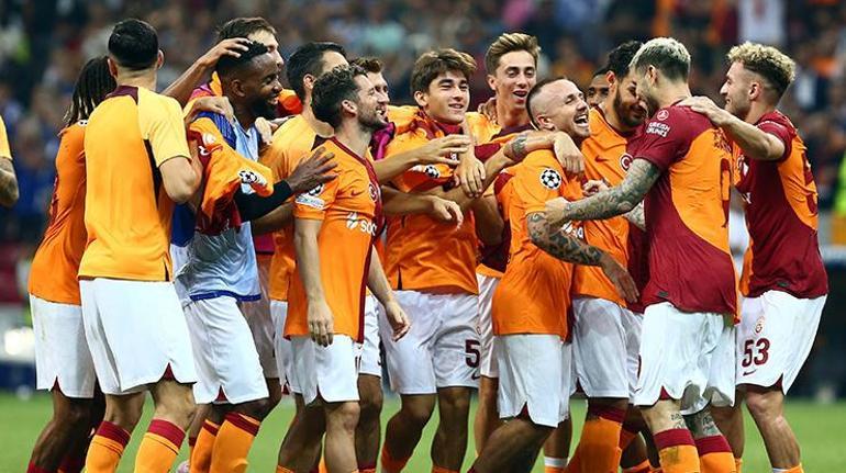 Galatasaray açıklaması: Manchester United işleri bozdu