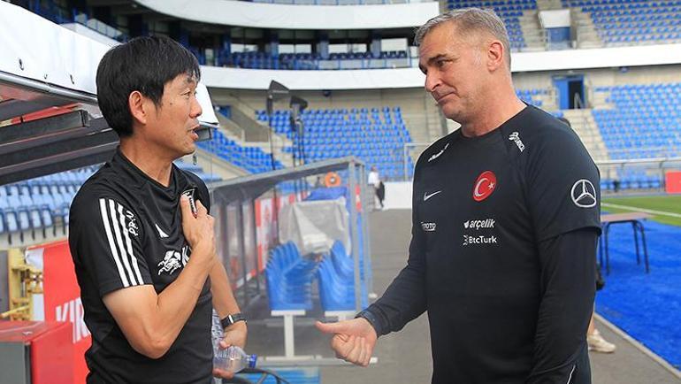 Japonya maçındaki futbol çıldırttı İstifaya davet edilen Kuntztan maç sonu açıklama: Hayal kırıklığı