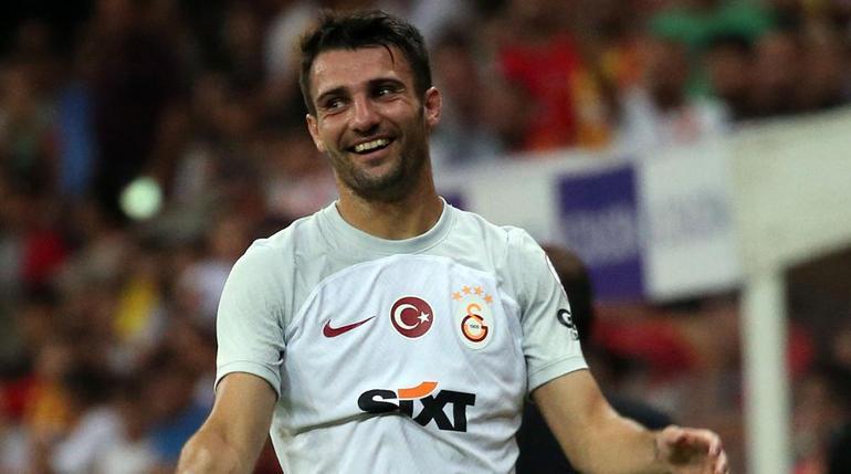 Galatasarayda ayrılık resmen açıklandı Süper Lig ekibine kiralandı...