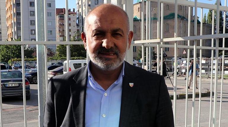 Kayserispor Başkanı Çamlı: Az bir dosyamız kaldı, zoru başardığımız için mutluyuz