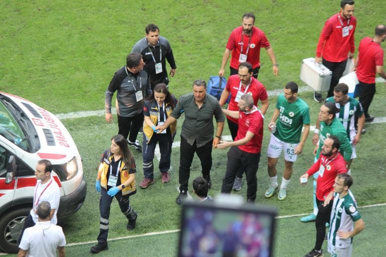 Korkutan anlar... Giresunspor Teknik Direktörü Mustafa Kaplan, maç sırasında fenalaştı