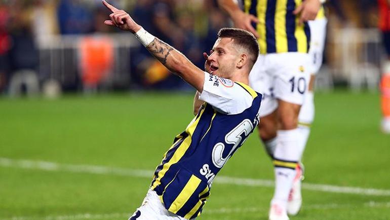 Fenerbahçenin yıldızı Szymanski golleriyle büyülemeye devam ediyor 30-40 milyon Euro...