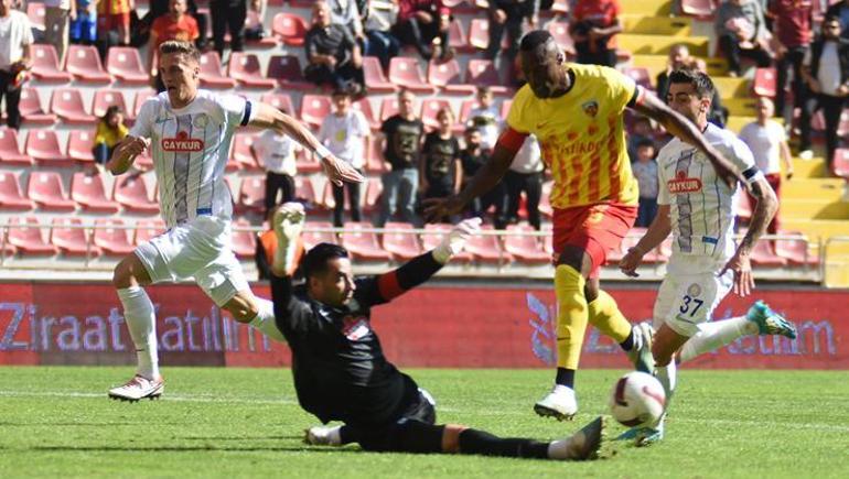 (ÖZET) Kayseride Tiam şov Kayserispor-Rizespor maç sonucu: 3-1