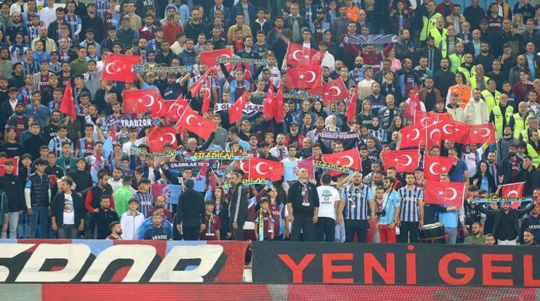 Alanyaspor maçı sonrası Trabzonspor Teknik Direktörü Abdullah Avcıdan taraftara mesaj: Her şeyi onlarla yaptık, onlarla yapmaya devam edeceğiz
