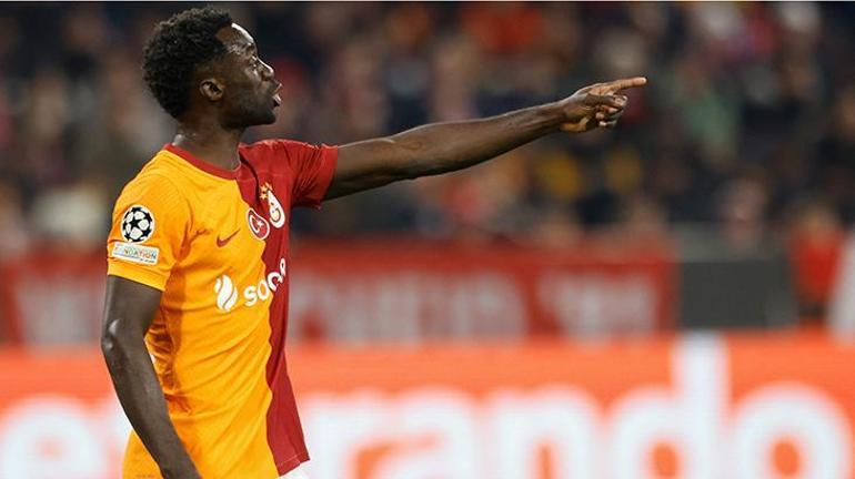 Galatasarayda Davinson Sanchez gerçekleri Dev takımları redddetti