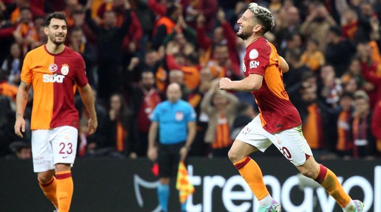 Galatasarayda Mauro Icardi ve Dries Mertens yeniden sahnede Alanyasporu boş geçmiyorlar...
