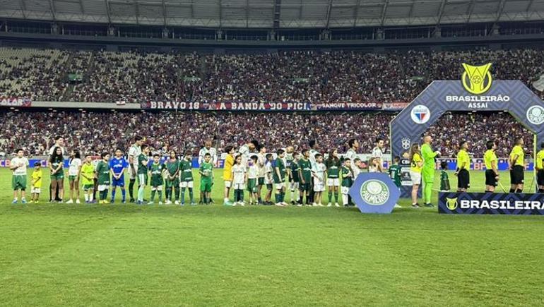 Fortaleza-Palmeiras maçında hakemden skandal karar Büyük tepki çekti