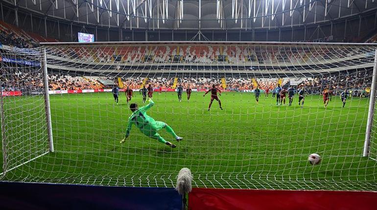 Adana Demirspor - Samsunspor maçı sonucu: 2-3 | Adana Demirspora soğuk duş 5 gollü maçı kazanan Samsunspor