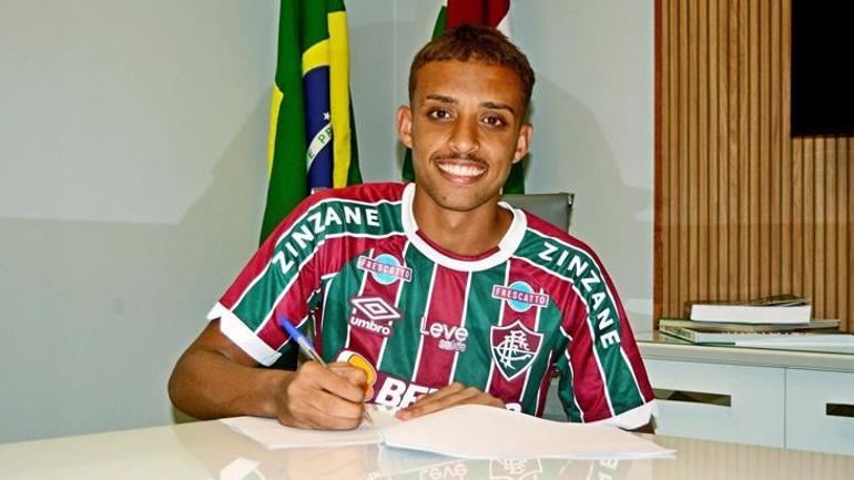 Felipe Melo, oğlu ile aynı takımda oynayacak Sözleşme imzaladı