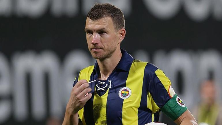 Fenerbahçeye İngiltereden golcü Menajeri ile temasa geçildi