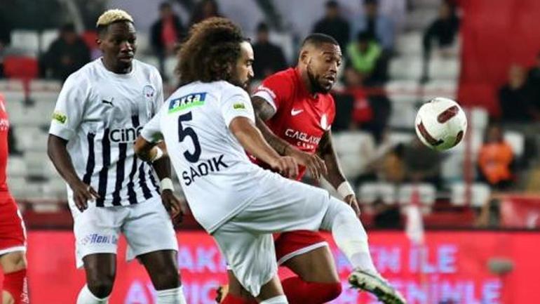 Antalyaspor-Kasımpaşa maç sonucu: 0-0 | Antalyada sessiz gece Puanlar paylaşıldı