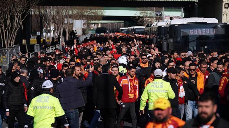 Son dakika Fenerbahçe - Galatasaray derbisinde taraftar kararı