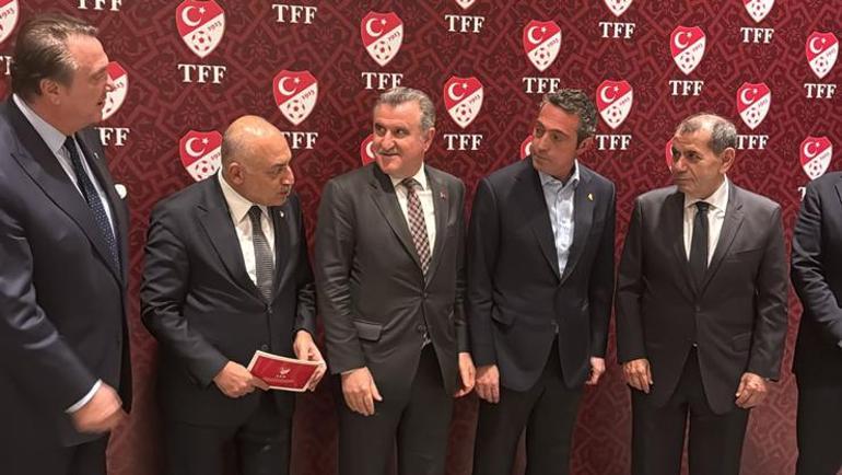 Kulüpler Birliği toplantısı sona erdi Bakan Osman Aşkın Bak: Türk futbolu buradan güçlü çıkacak