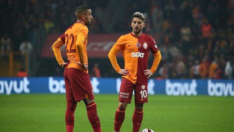 Galatasarayda Ziyech yolcu Eski takımına gitmek istiyor