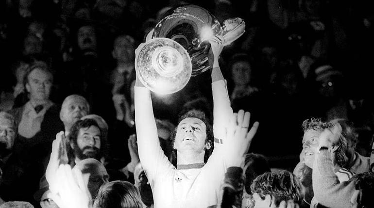 Alman efsane Franz Beckenbauer hayatını kaybetti