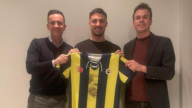 Son dakika | Fenerbahçe bir transfer daha açıkladı Rade Krunic İstanbula geldi