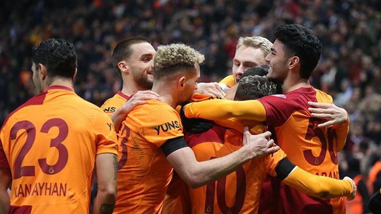 Galatasarayda yıllar sonra bir ilk Lig tarihinde ikinci kez...
