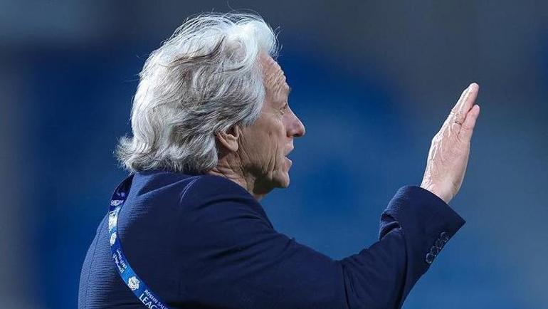 Jorge Jesus, Al Hilalin yıldızı Neymarın lisansını dondurdu