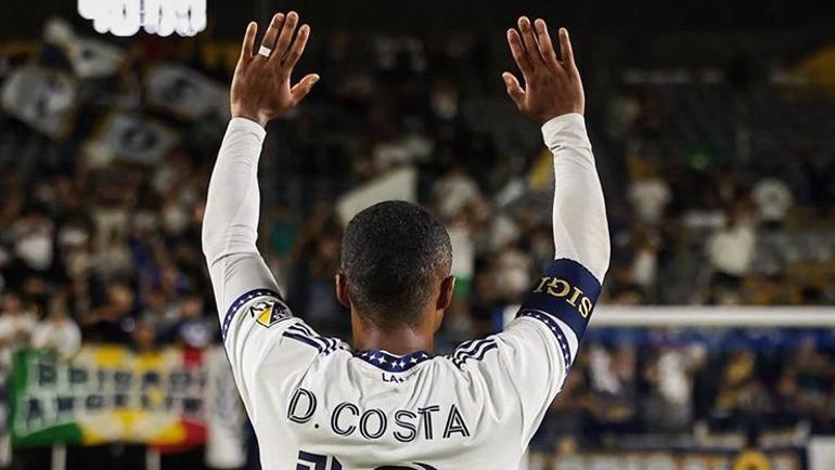 Süper Lig ekibinden Douglas Costa bombası 2,5 yıllık imza için geliyor
