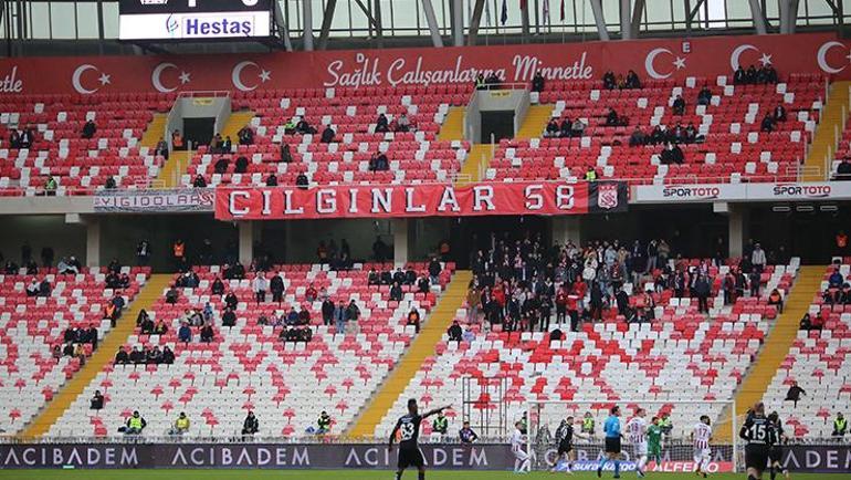 Sivasspor - Gaziantep FK maçında her şey var, kazanan yok