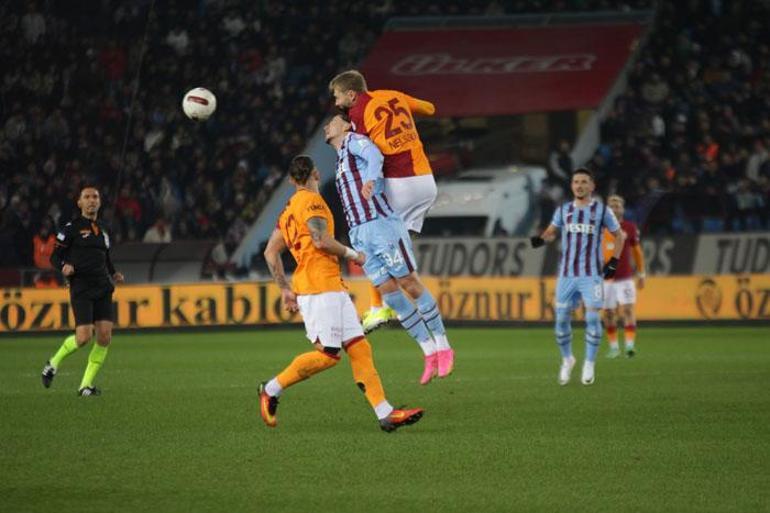 ASLAN, AKYAZIDA KÜKREDİ (ÖZET) Trabzonspor - Galatasaray maç sonucu: 1-5