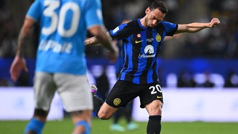 İtalya Süper Kupa şampiyonu Inter: Hakan Çalhanoğluna bir kupa daha