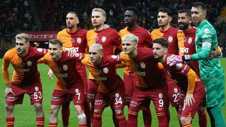 Yıldız oyuncu resmen açıkladı: Futbolu Galatasarayda bırakacağım