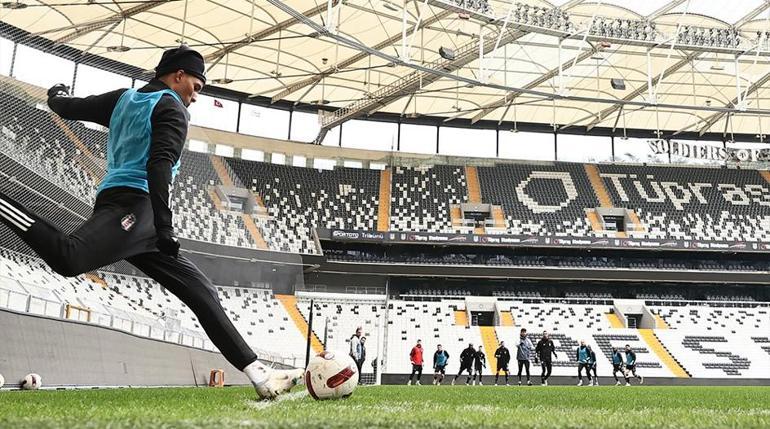 Beşiktaşta Fernando Santos, hücum hattını belirledi İşte Kartalın yeni dörtlüsü...